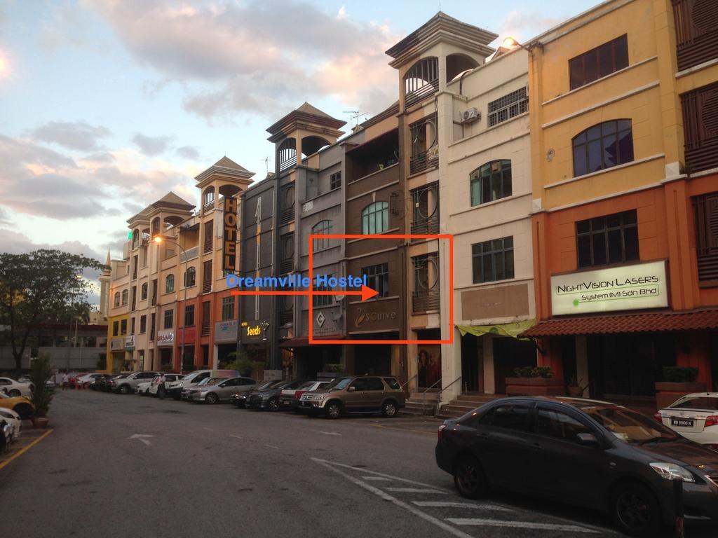 Dreamville Hostel Ampang  Ngoại thất bức ảnh